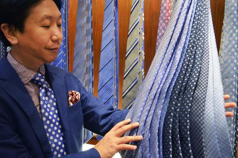 Three Minute Conversation: Choosing An In-Trend Tie