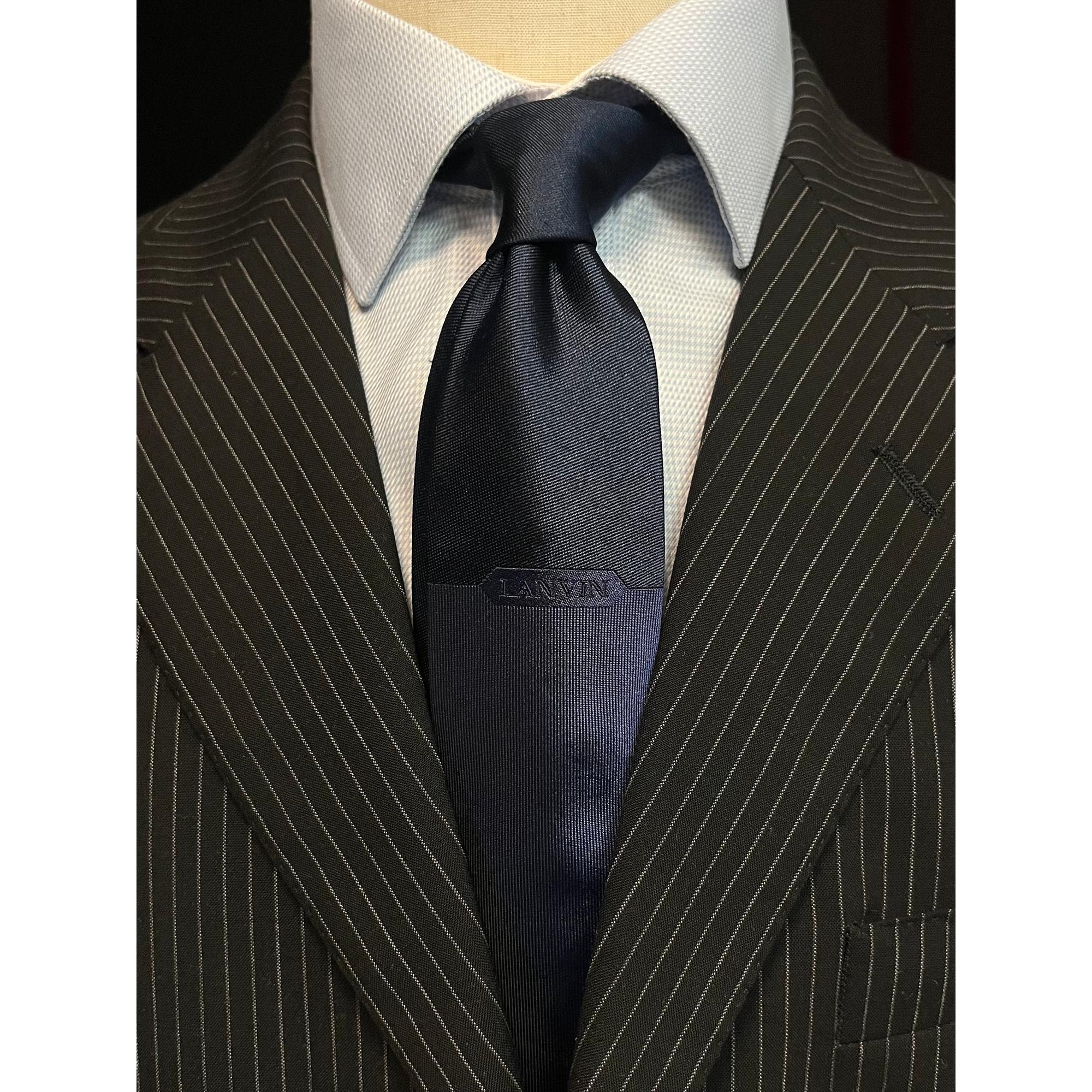 Lanvin Blue Navy Logo Cravatta