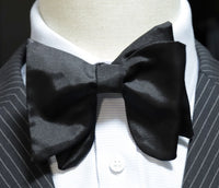 MonsterTie Self Bow Tie - Big Bow Black