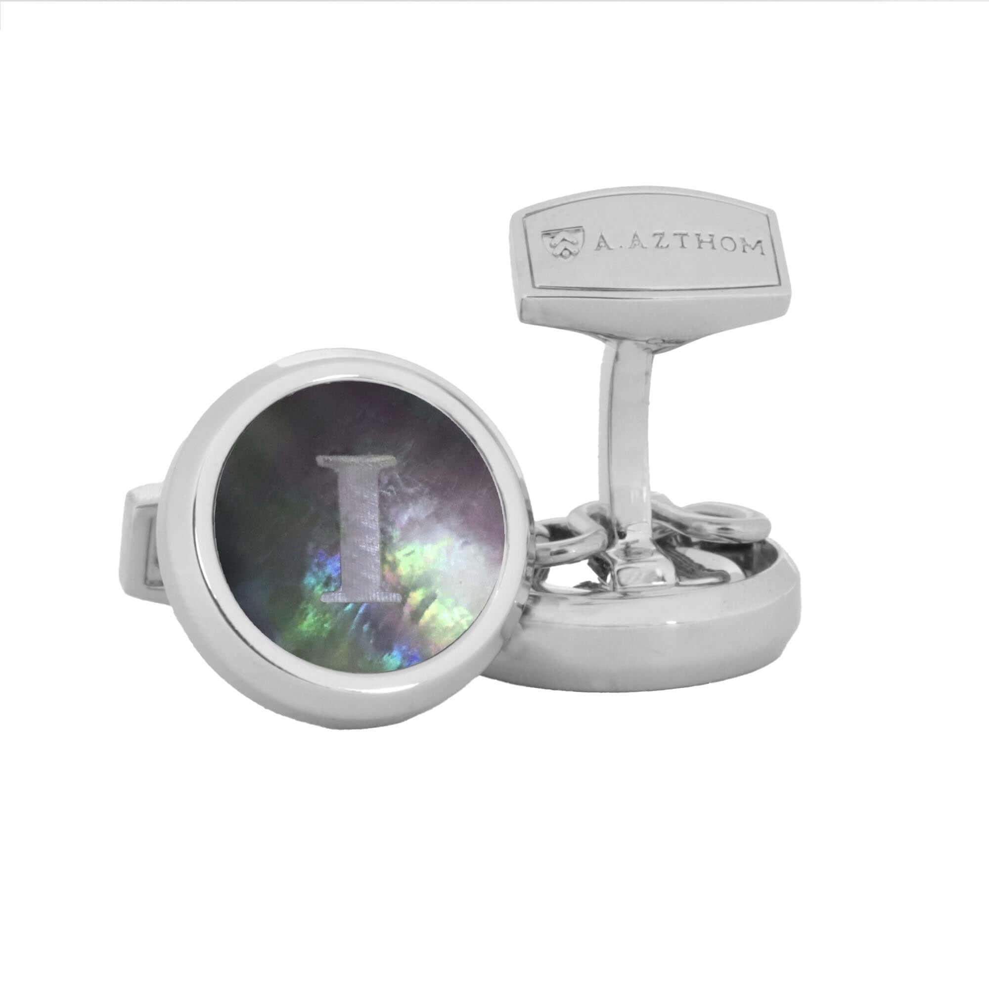 Monogram 蚀刻银袖扣带夹扣盖