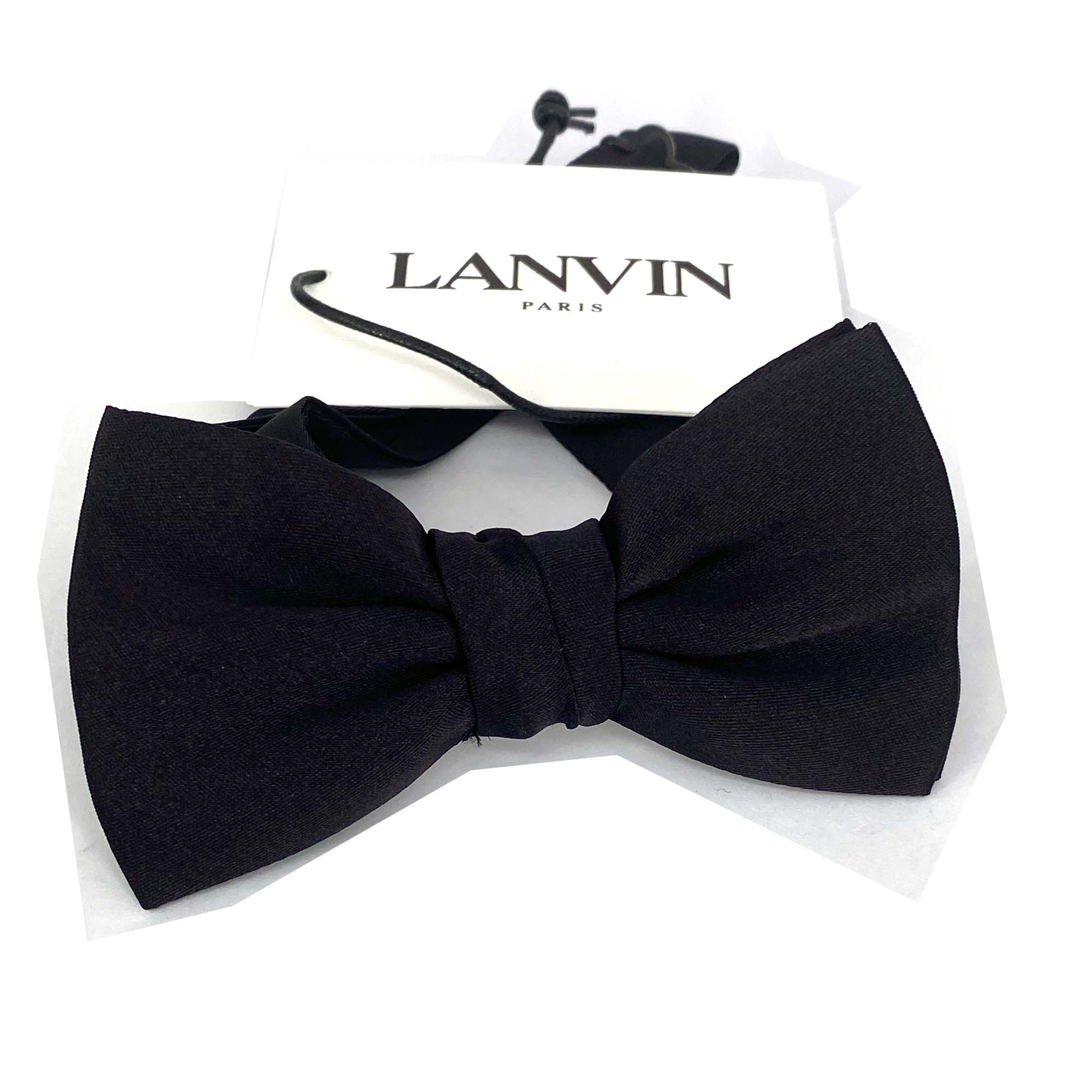 Lanvin Pre-tied Classic Silk Bow Tie in Black