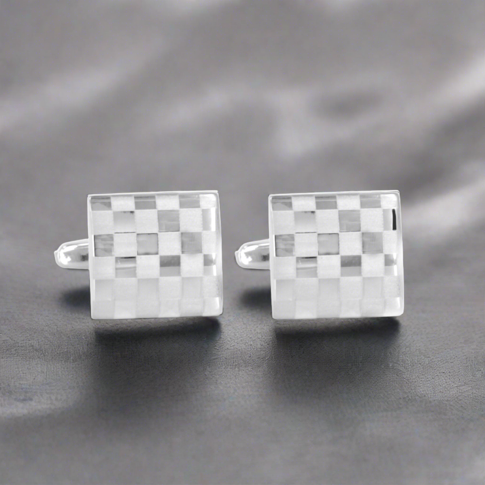 F1 check Flag laser  Cufflinks (Online Exclusive)