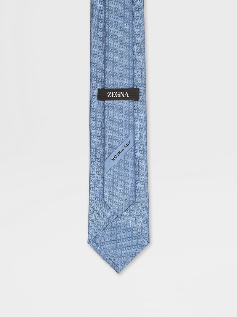 LIGHT BLUE NATURAL SILK TIE