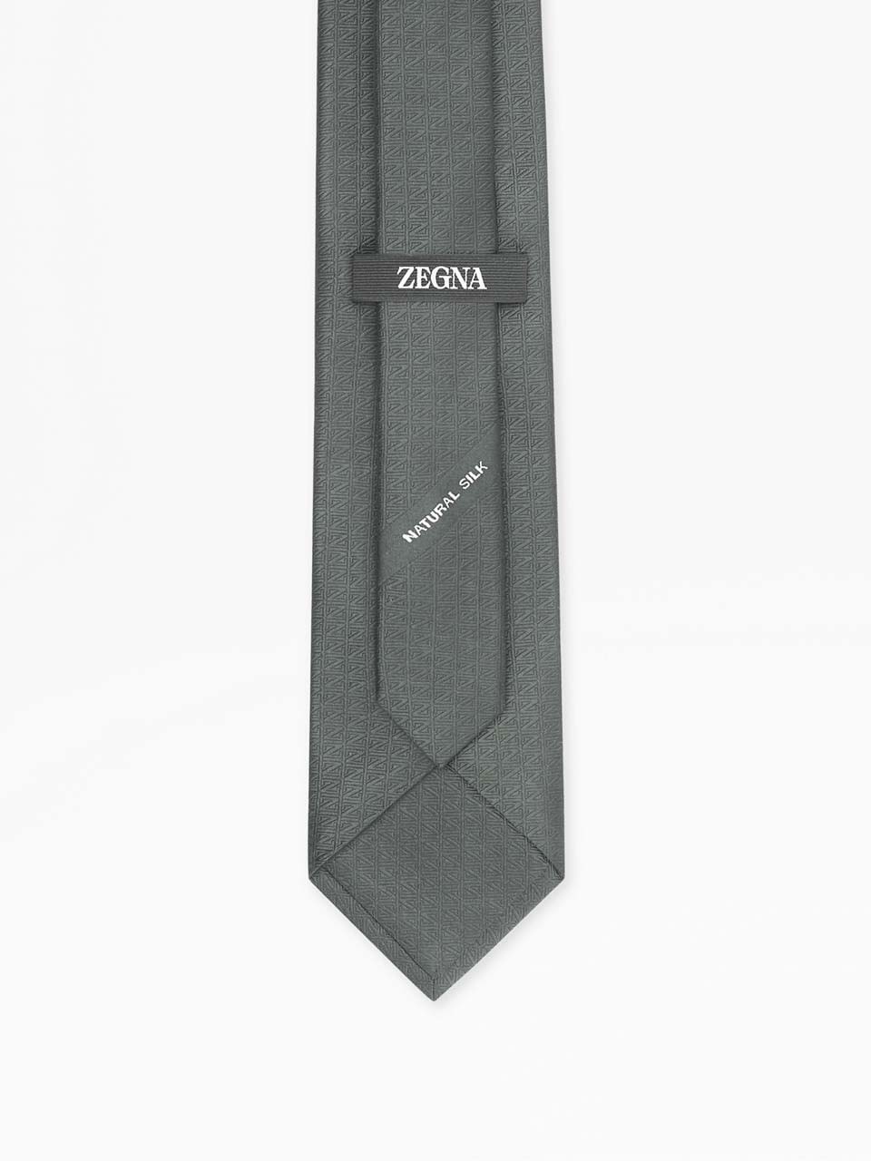 GREY NATURAL SILK TIE